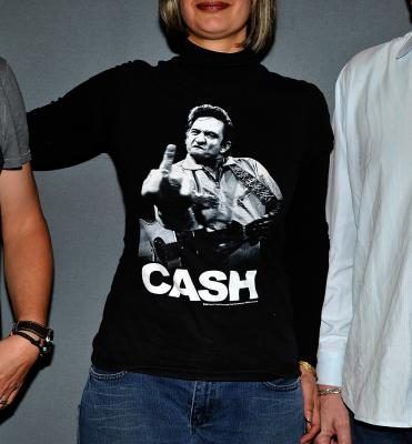 Johnny Cash célèbre portait le pompadour, le rock populaire'n' roll hairstyle.