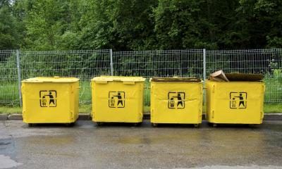 Loi exige l'élimination adéquate des déchets dangereux.