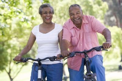 Individus retraités peuvent adhérer à des organisations de recevoir des rabais et autres avantages.