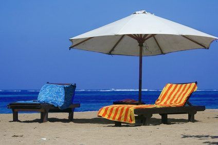 Bain de soleil est une activité populaire sur Holly Beach.