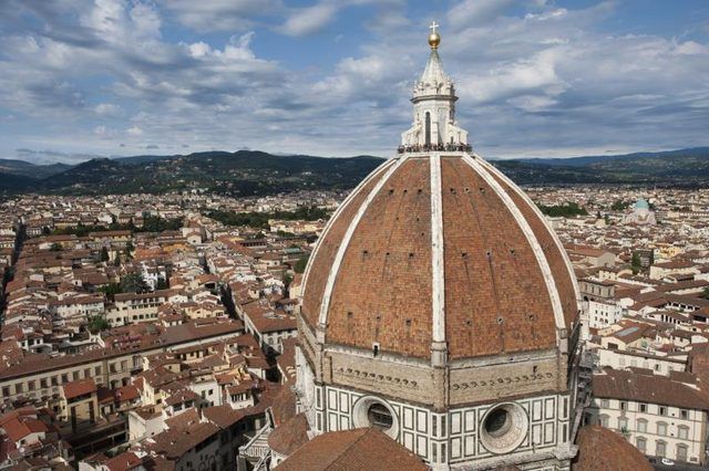 Un gros plan de Brunelleschi's Dome on the Florence Cathedral.