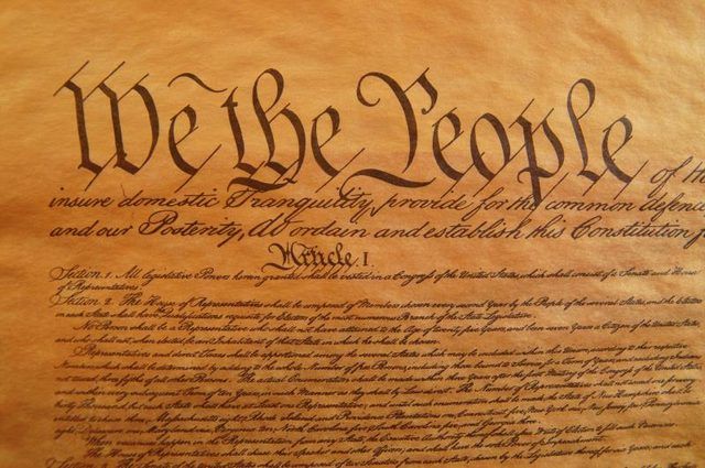 Le préambule de la Constitution.