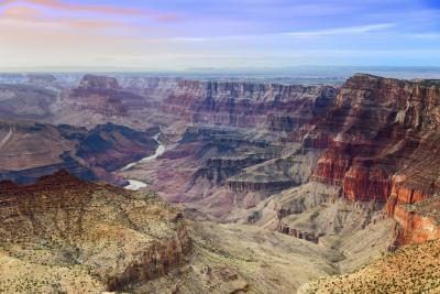 Le Grand Canyon est situé dans l'Ouest.