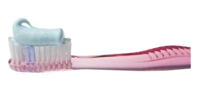 Dentifrice sur la brosse à dents