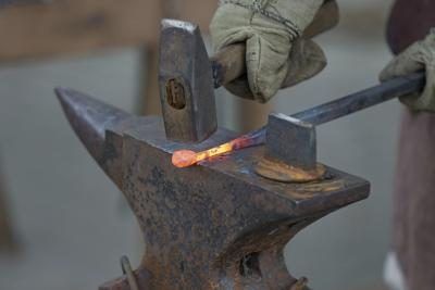 Blacksmith fer façonnage