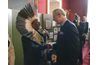 Tashka Yawanawa rencontre le prince de Galles.