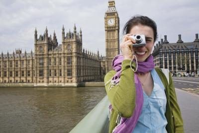 Lieux sécuritaire pour une femme unique de voyager seul