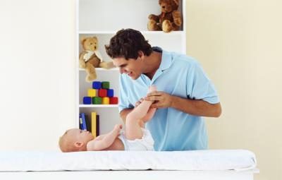 Le contenu de votre bébé's diaper can reveal that overfeeding has occurred.