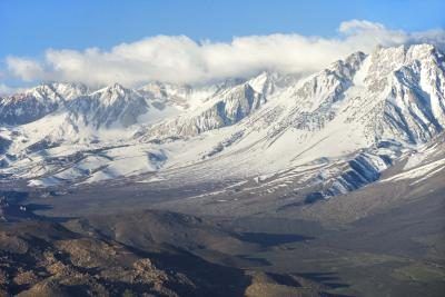 Les montagnes de la Sierra Nevada sont considérés comme une