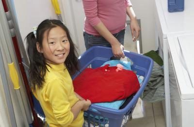 Un travail de nettoyage peut être une bonne expérience pour un adolescent.