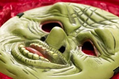 vert masque de monstre