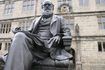 Statue de Charles Darwin.