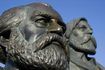 Karl Marx et Friedrich Engels statues