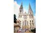Chartres est une des cathédrales médiévales les plus parfaitement conservés dans le monde.