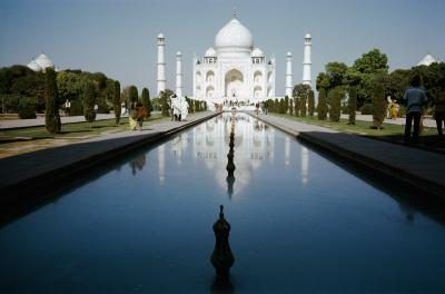 Marbre blanc a été choisi pour le Taj Mahal.
