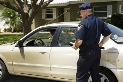 Police peut fouiller votre voiture si ils ont probablement causer.