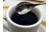 Beaucoup préfèrent en utilisant l'égalité pour sucrer leur café.