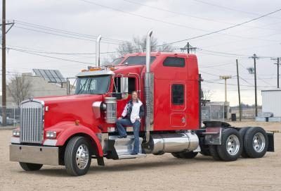 Chauffeur de camion et son camion.